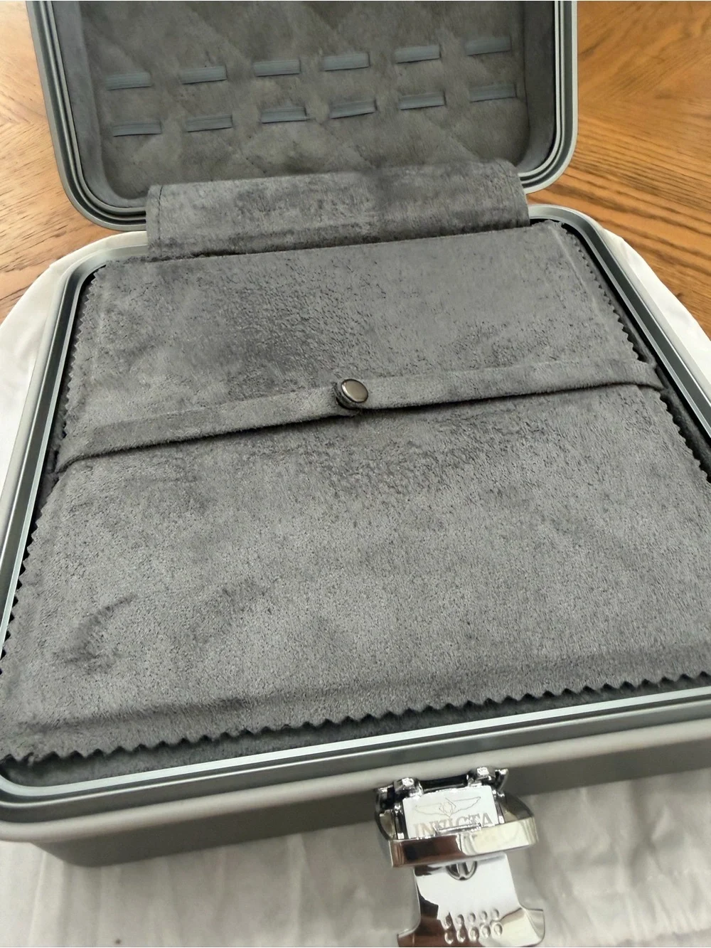 Invicta Silver Watch Case